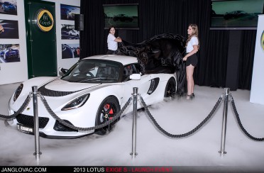 Lotus Launch @ Barbagallo 2013